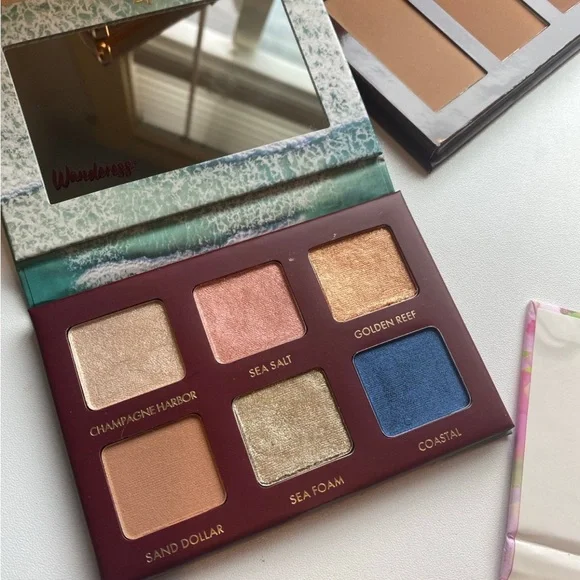 Vibrant Eyeshadow Palette Collection - Picture 8 of 9